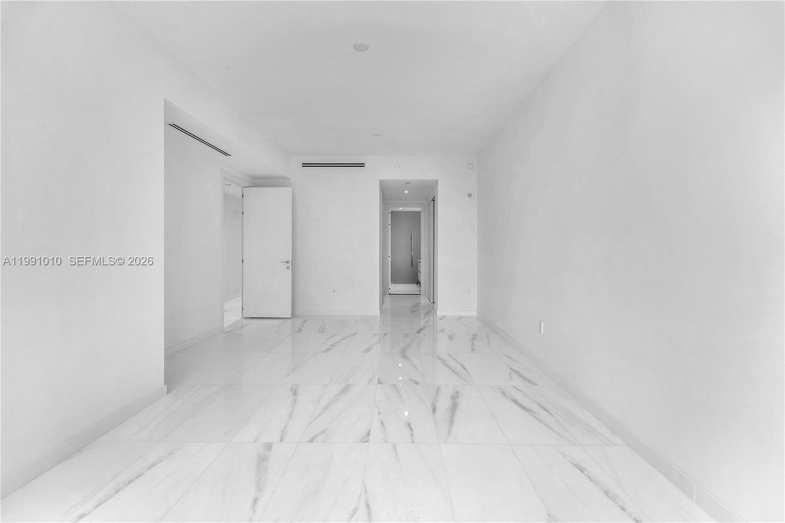 300 Biscayne Boulevard Way # 1902E, Miami FL 33131 — 8