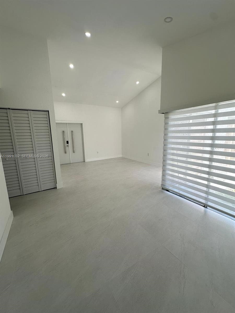 20926 SW 124th Ave Rd, Miami FL 33177 — 7