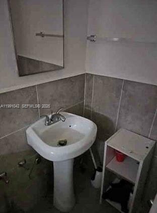 2345 NW 161st St, Miami Gardens FL 33054 — 9