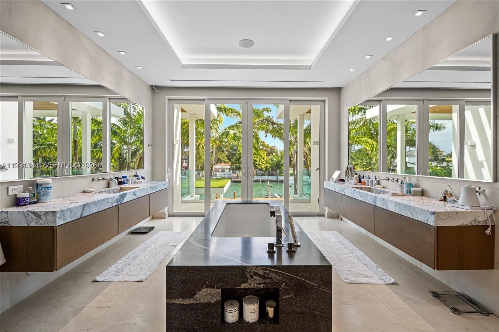 3465 N Meridian Ave # 0, Miami Beach FL 33140 — 24