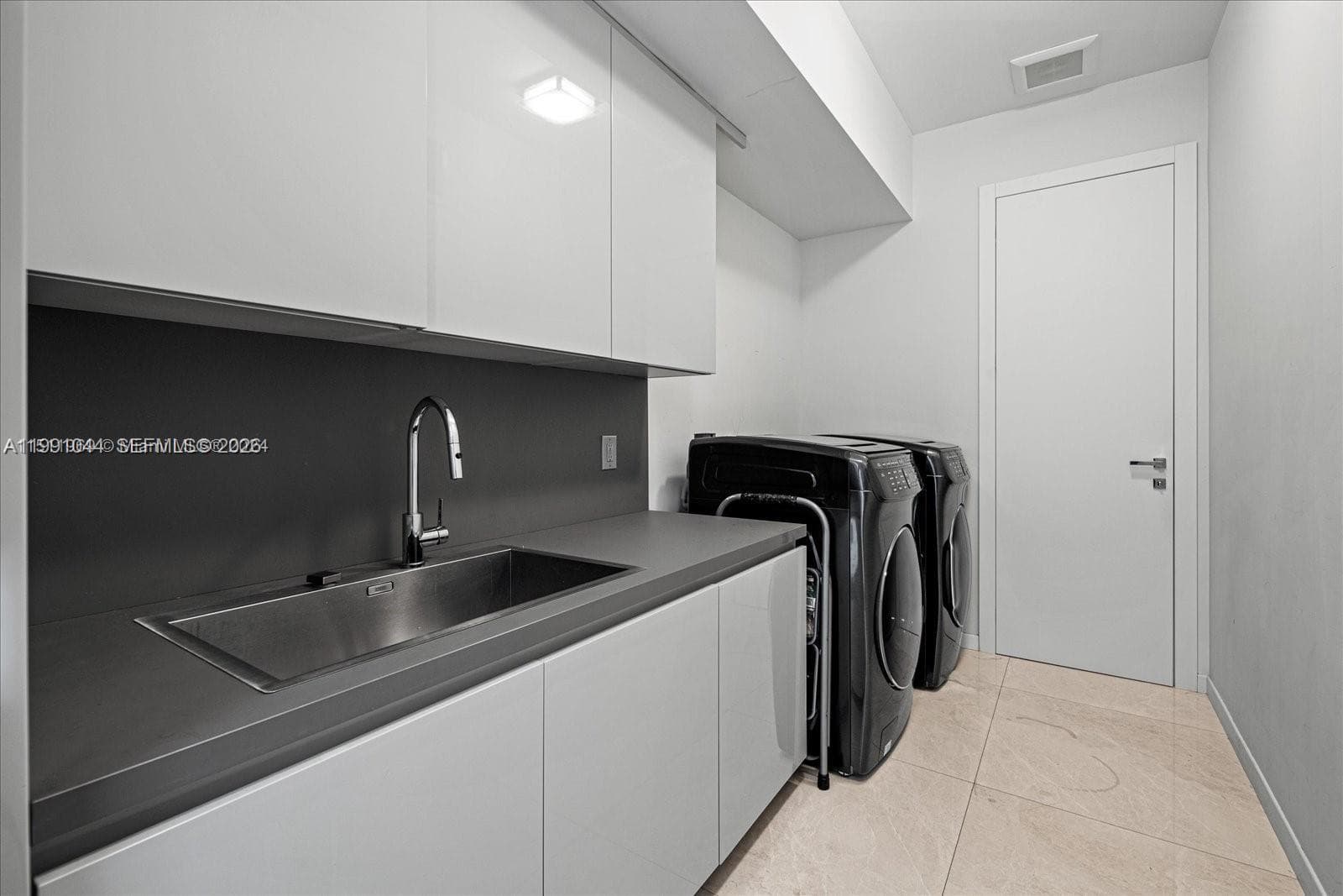 3465 N Meridian Ave # 0, Miami Beach FL 33140 — 33