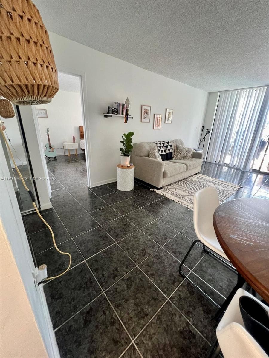 2350 NE 135th St # 208, North Miami FL 33181 — 5