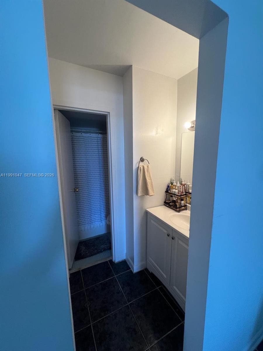 2350 NE 135th St # 208, North Miami FL 33181 — 9