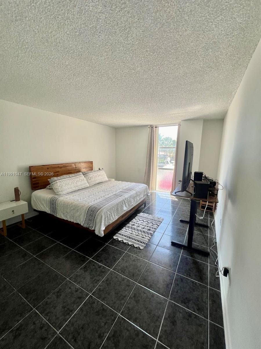 2350 NE 135th St # 208, North Miami FL 33181 — 8