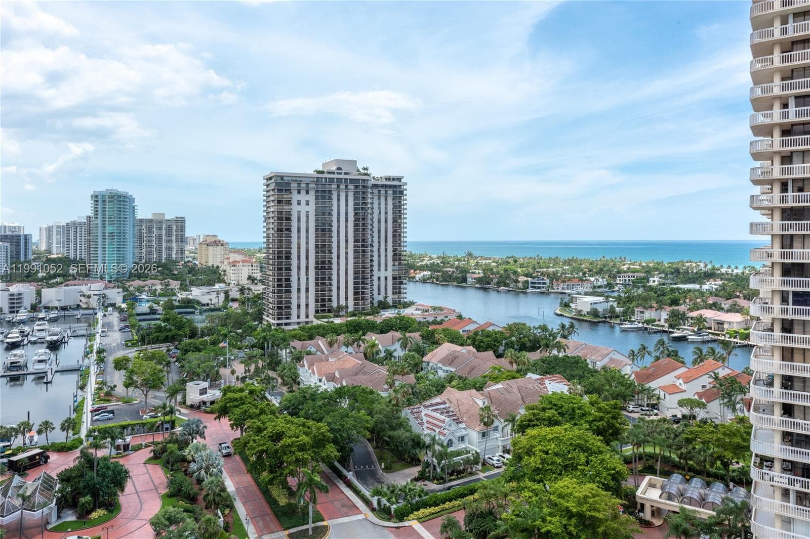 19400 Turnberry Way # 1621, Aventura FL 33180 — 1