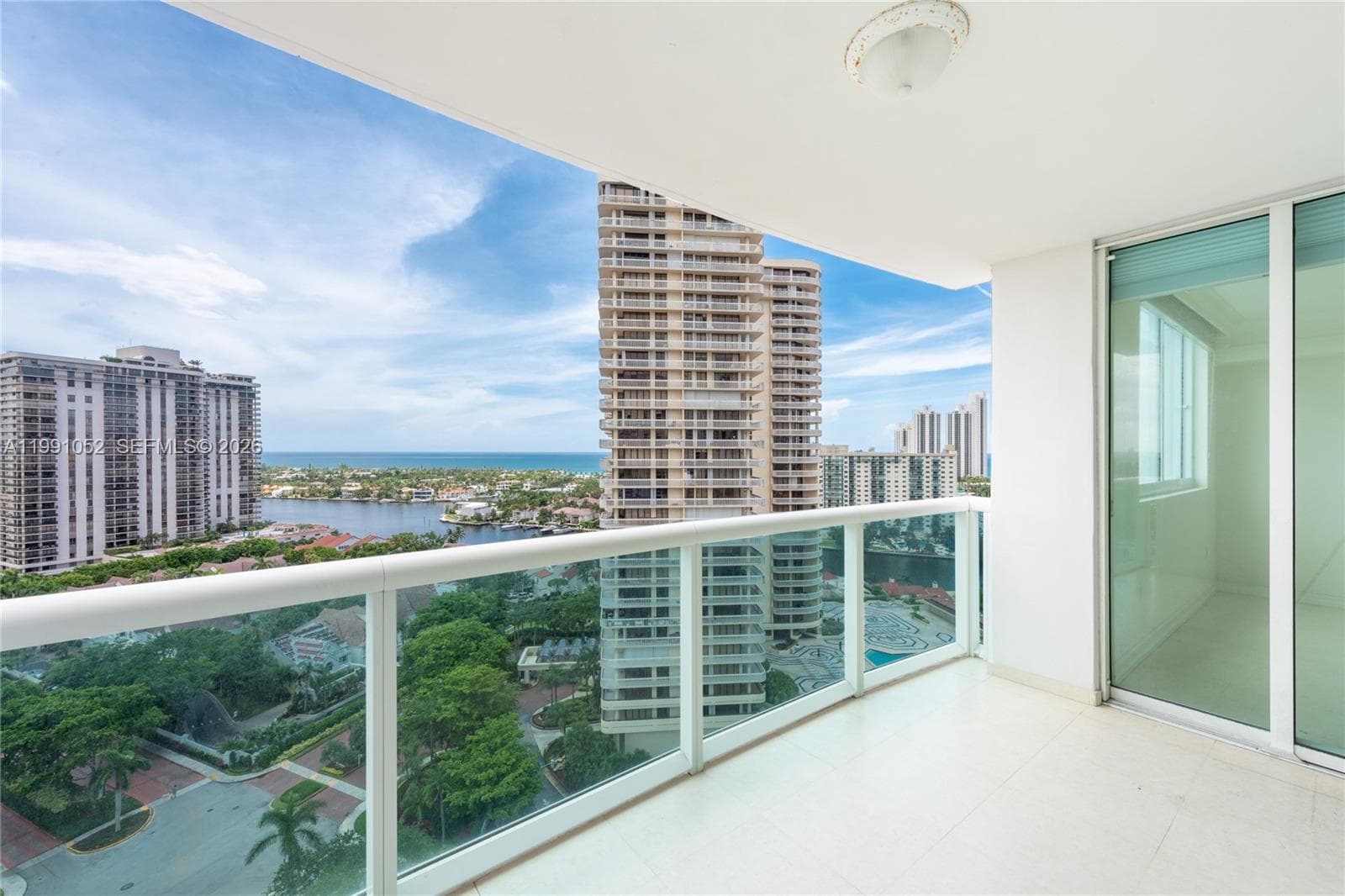 19400 Turnberry Way # 1621, Aventura FL 33180 — 4