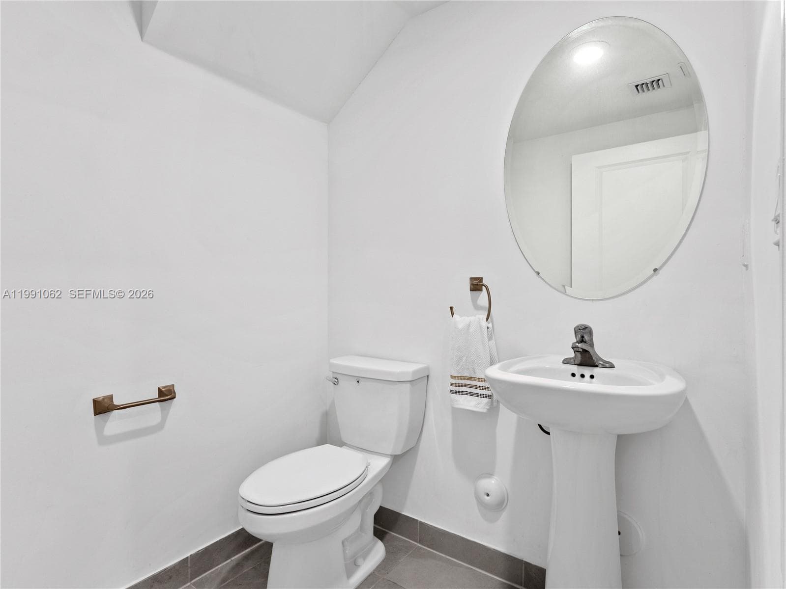 28562 SW 134th Ct, Miami FL 33033 — 19
