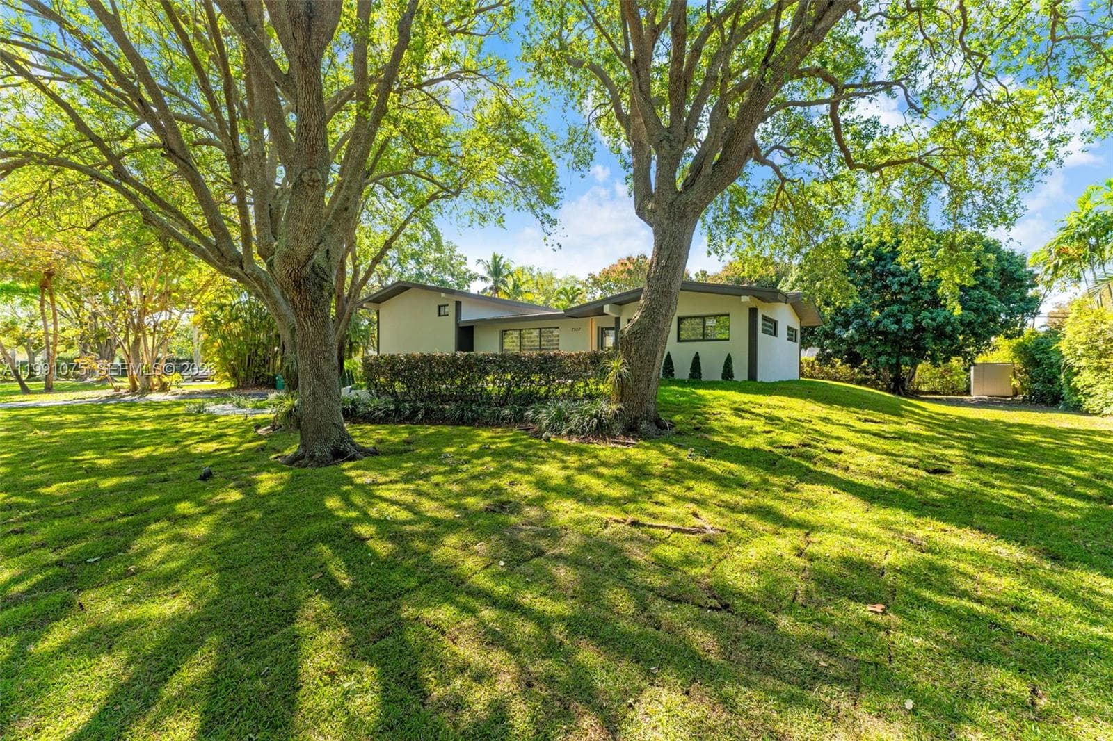 7920 SW 132nd St, Pinecrest FL 33156 — 1