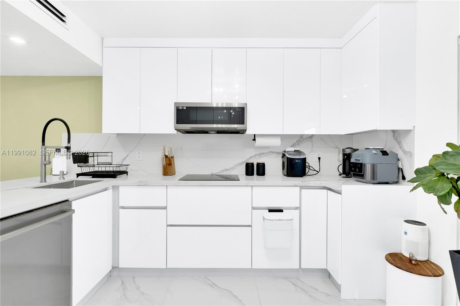 5362 W 24th Ave # 117, Hialeah FL 33016 — 23