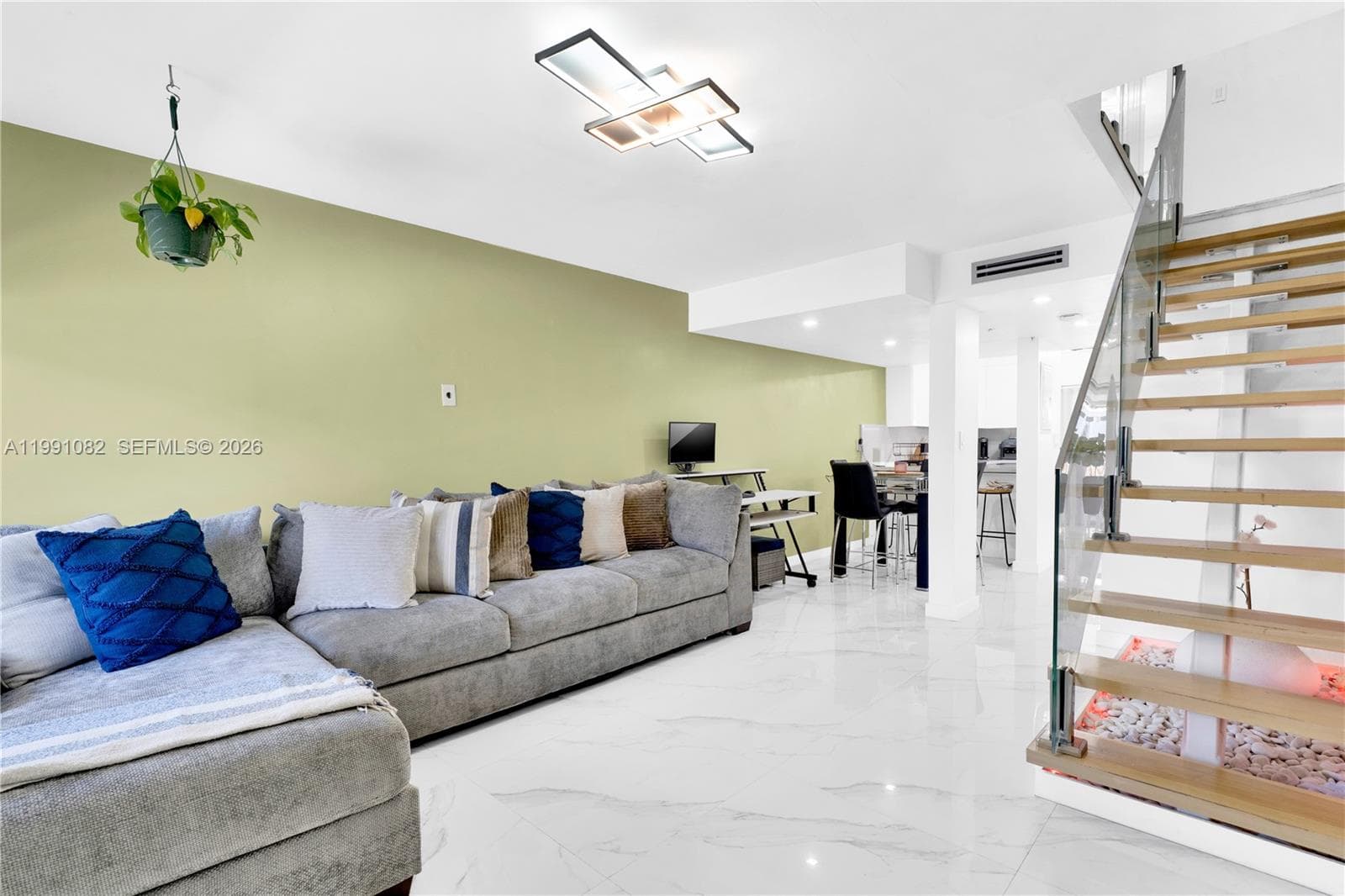 5362 W 24th Ave # 117, Hialeah FL 33016 — 27