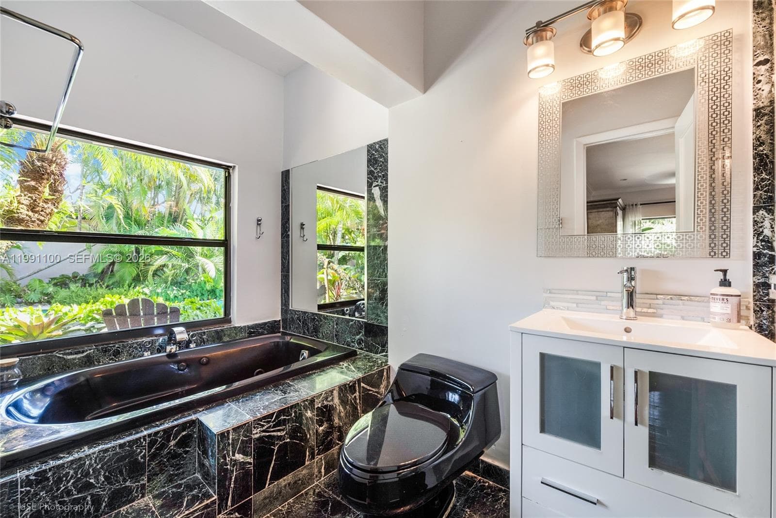 3620 Battersea Rd, Miami FL 33133 — 19