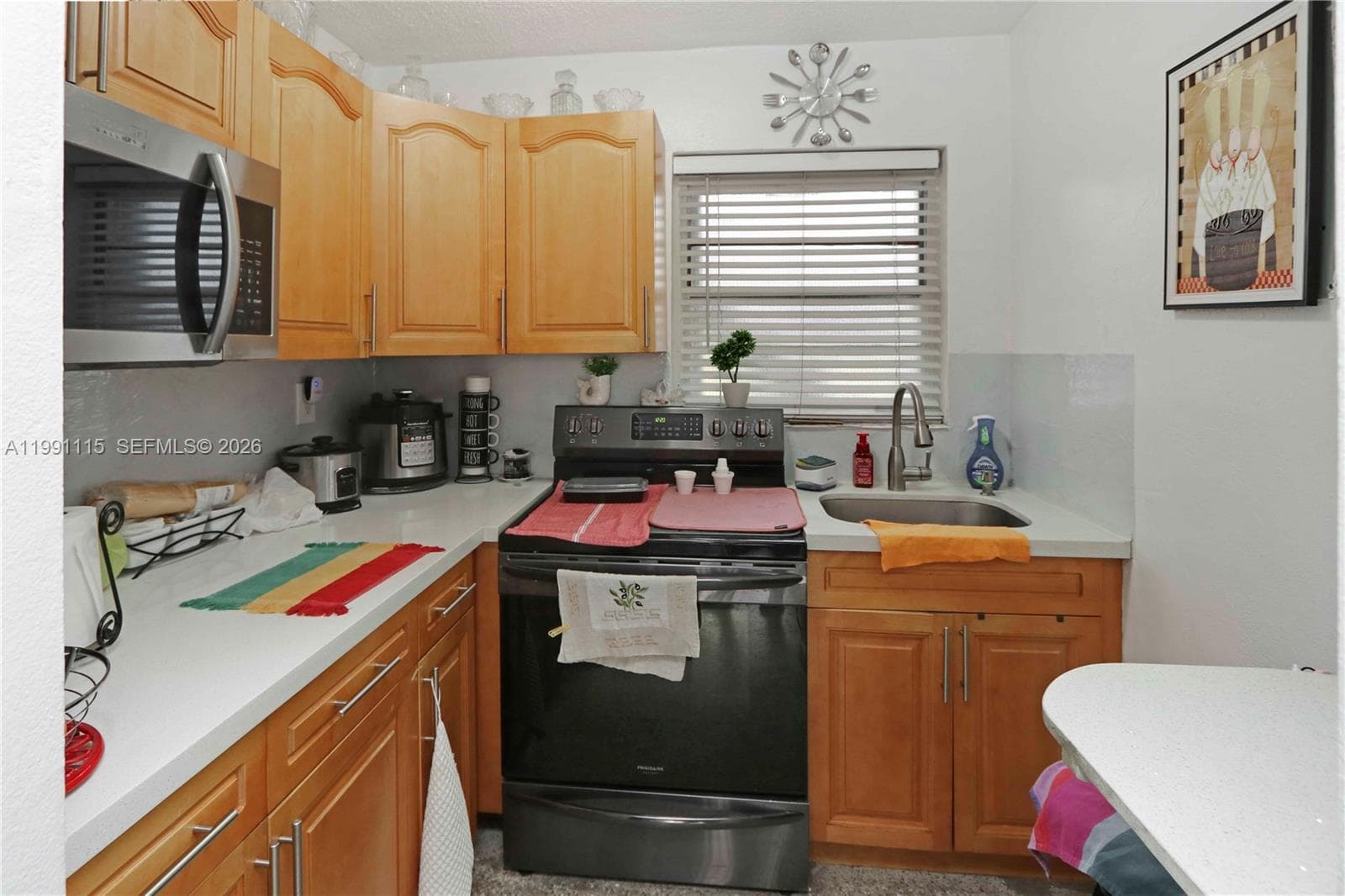 3191 SW 23rd St, Miami FL 33145 — 25