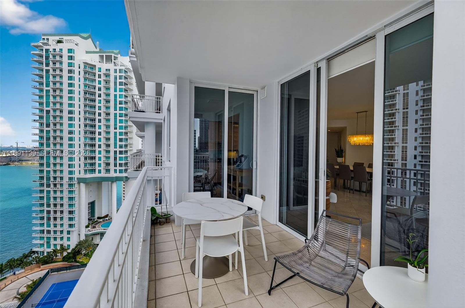 801 Brickell Key Blvd # 2502, Miami FL 33131 — 24