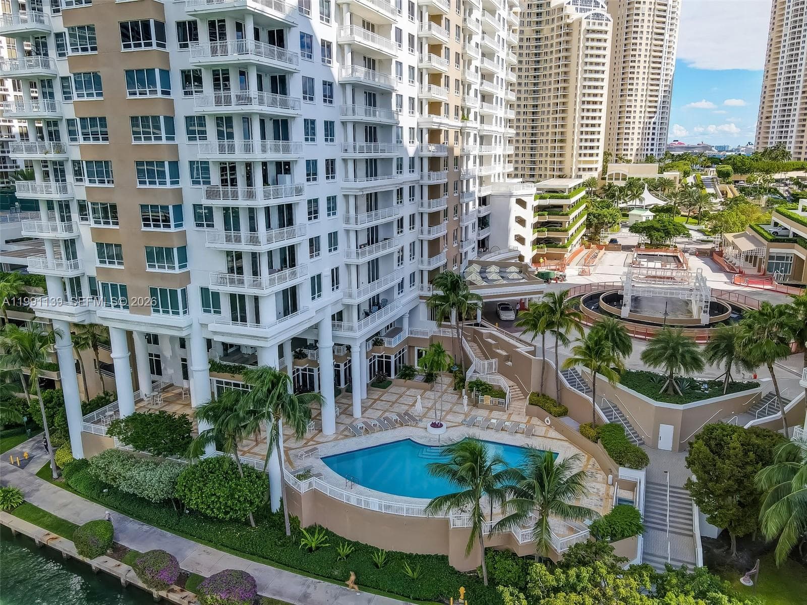 801 Brickell Key Blvd # 2502, Miami FL 33131 — 50