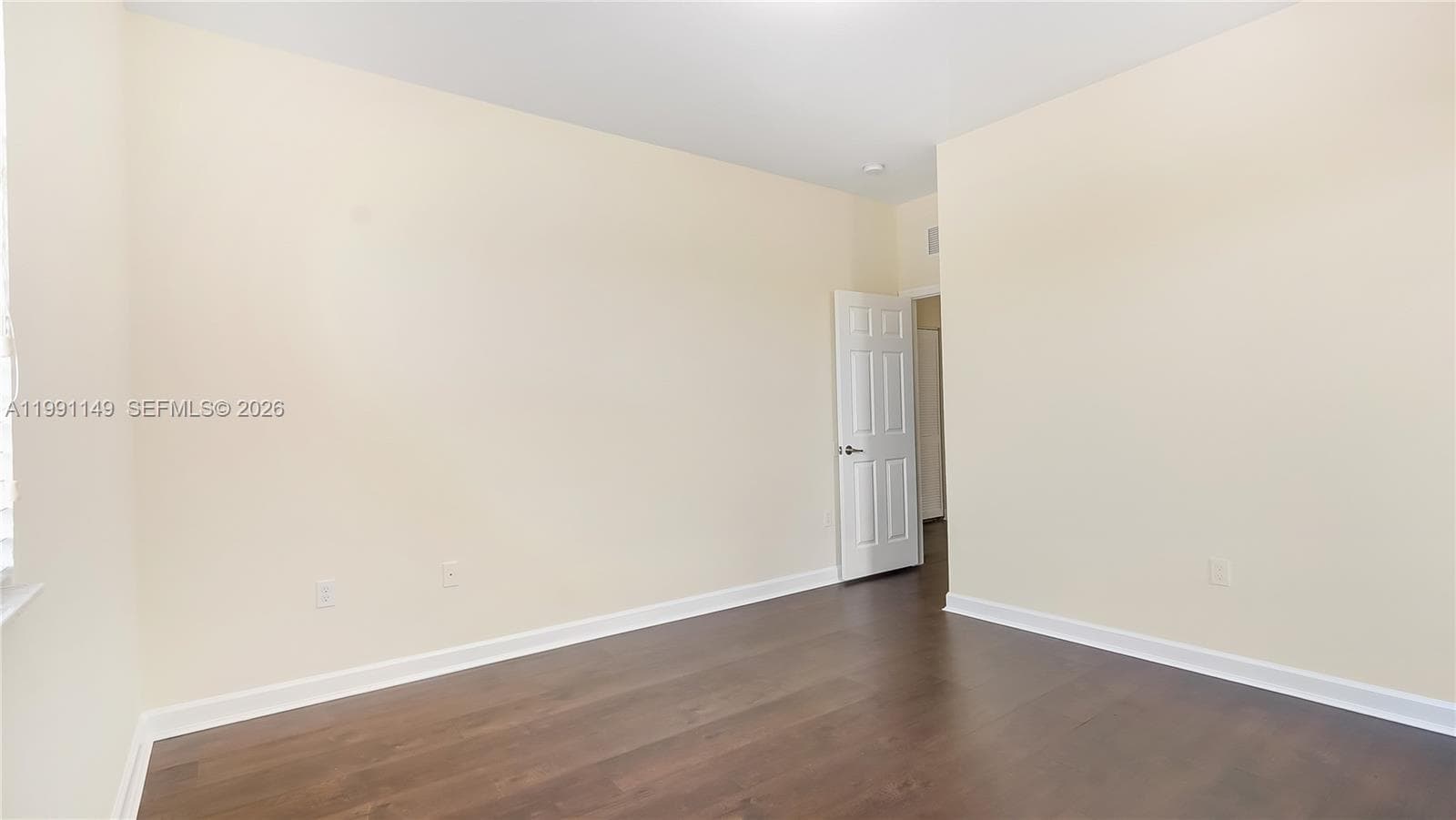 8841 W 34th Ct, Hialeah FL 33018 — 47