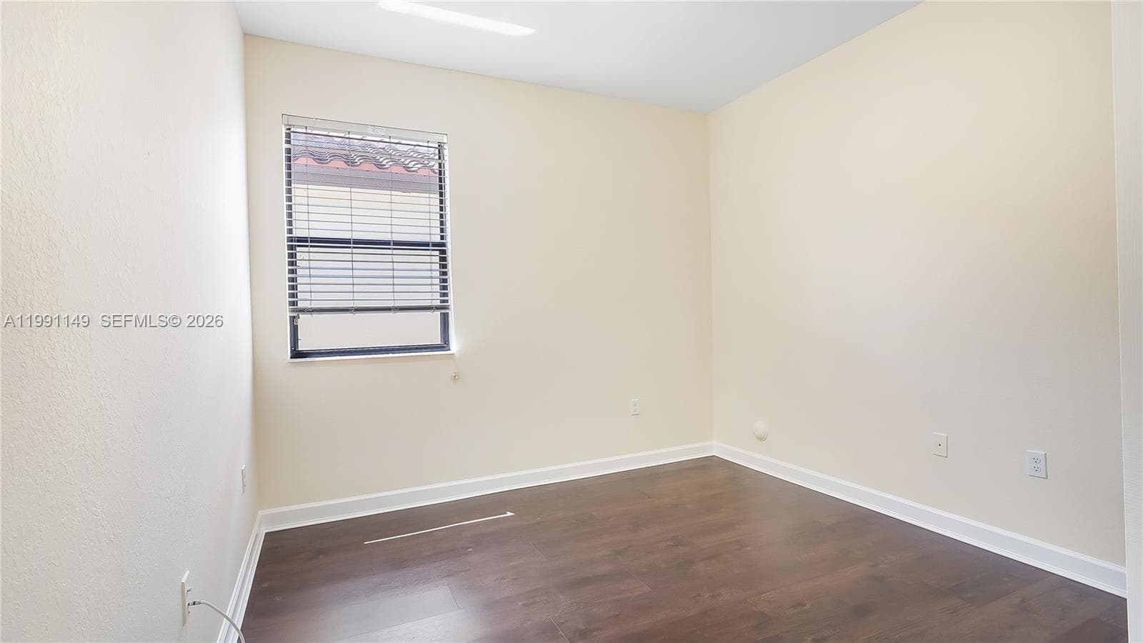 8841 W 34th Ct, Hialeah FL 33018 — 43