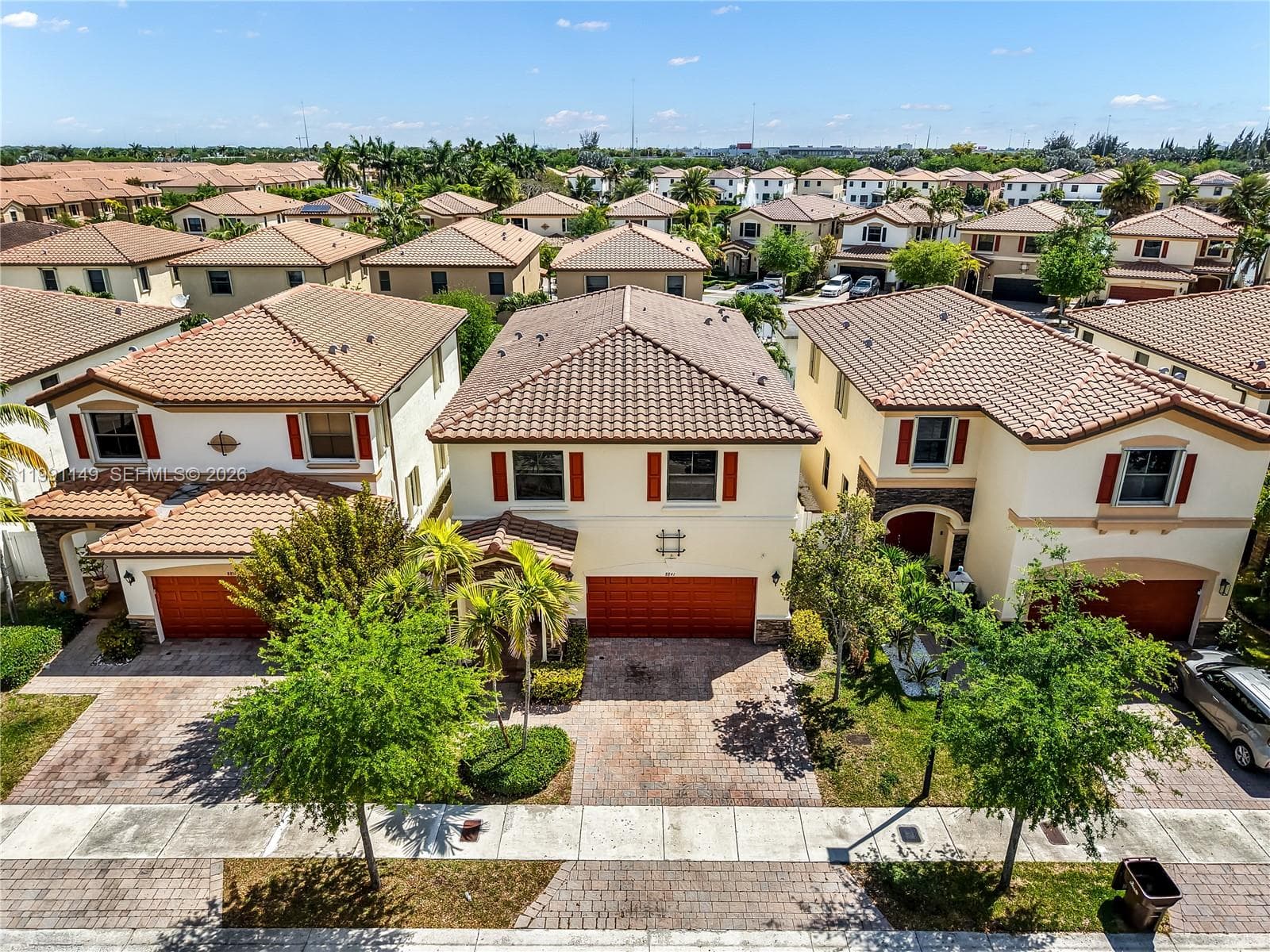 8841 W 34th Ct, Hialeah FL 33018 — 3