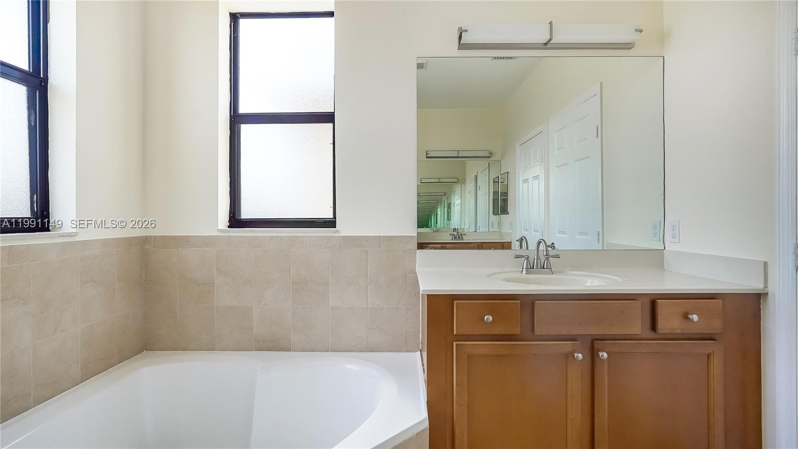 8841 W 34th Ct, Hialeah FL 33018 — 38