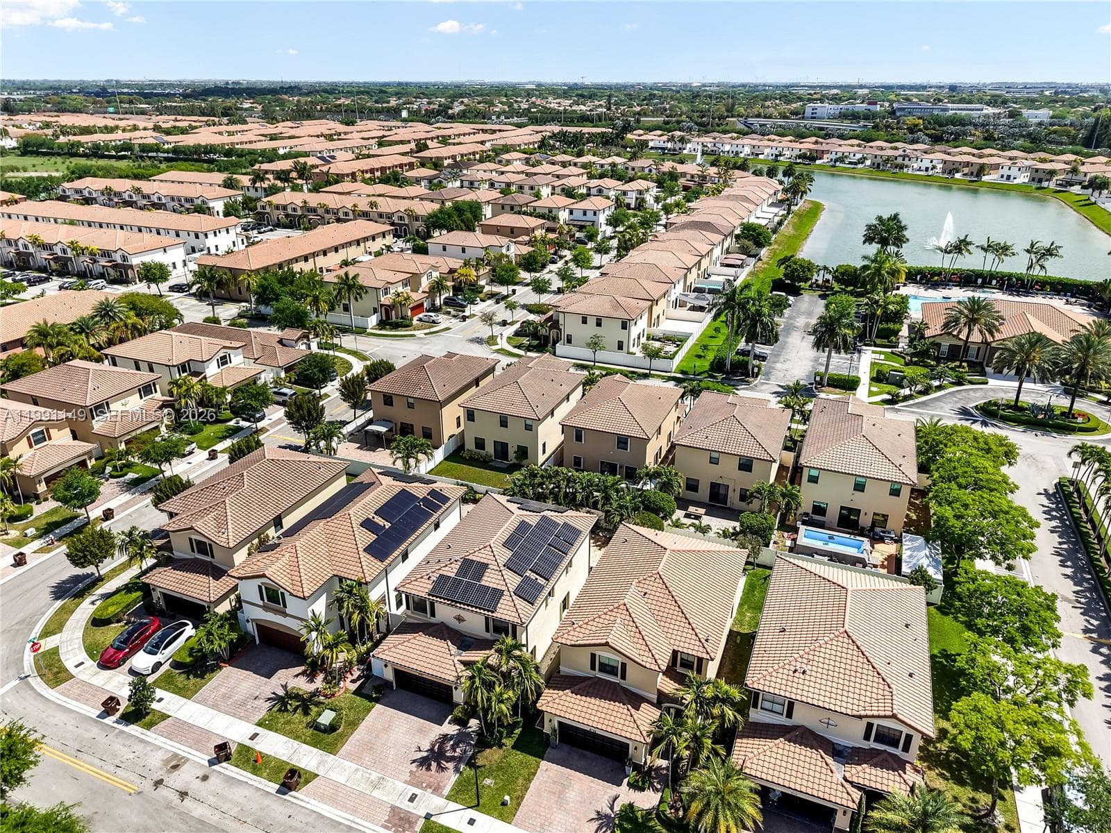 8841 W 34th Ct, Hialeah FL 33018 — 10