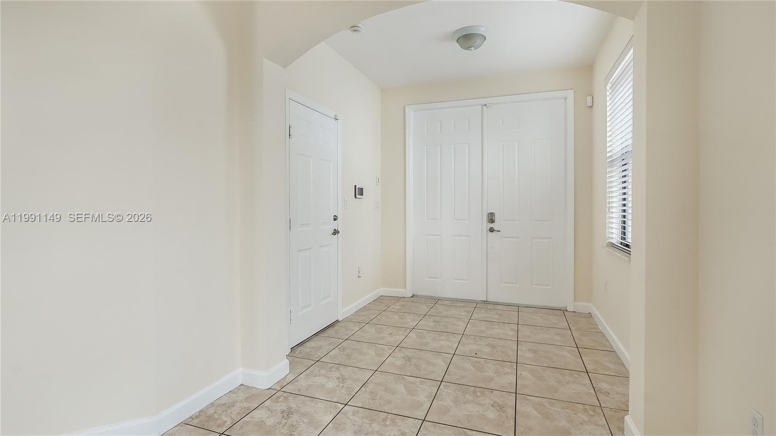 8841 W 34th Ct, Hialeah FL 33018 — 14