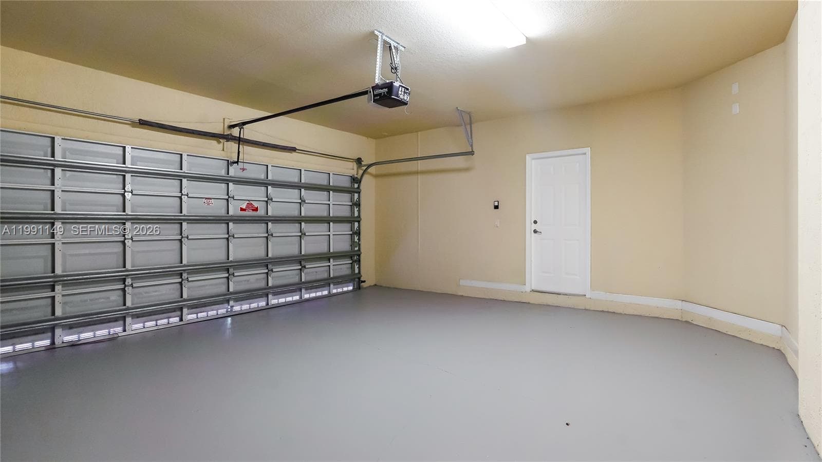 8841 W 34th Ct, Hialeah FL 33018 — 29