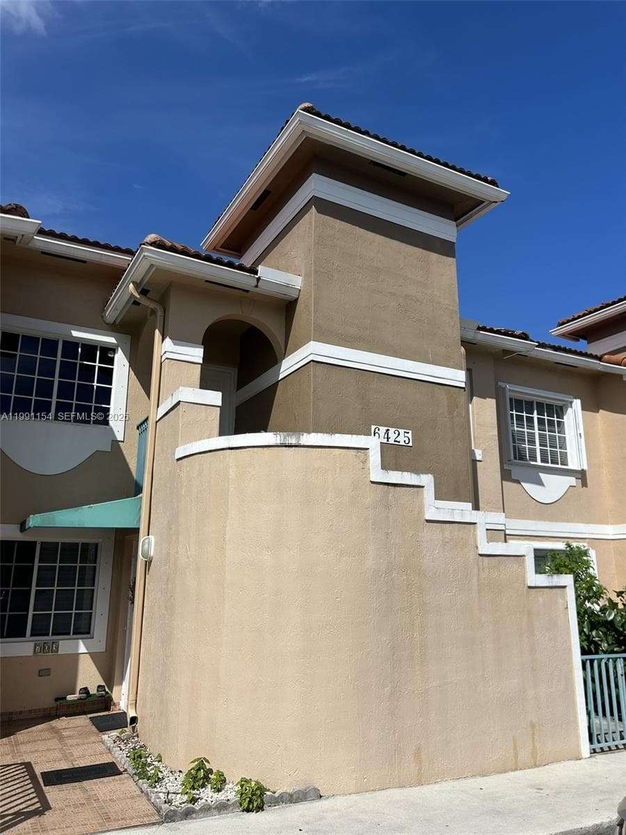 6425 SW 130th Pl # 704, Miami FL 33183 — 2