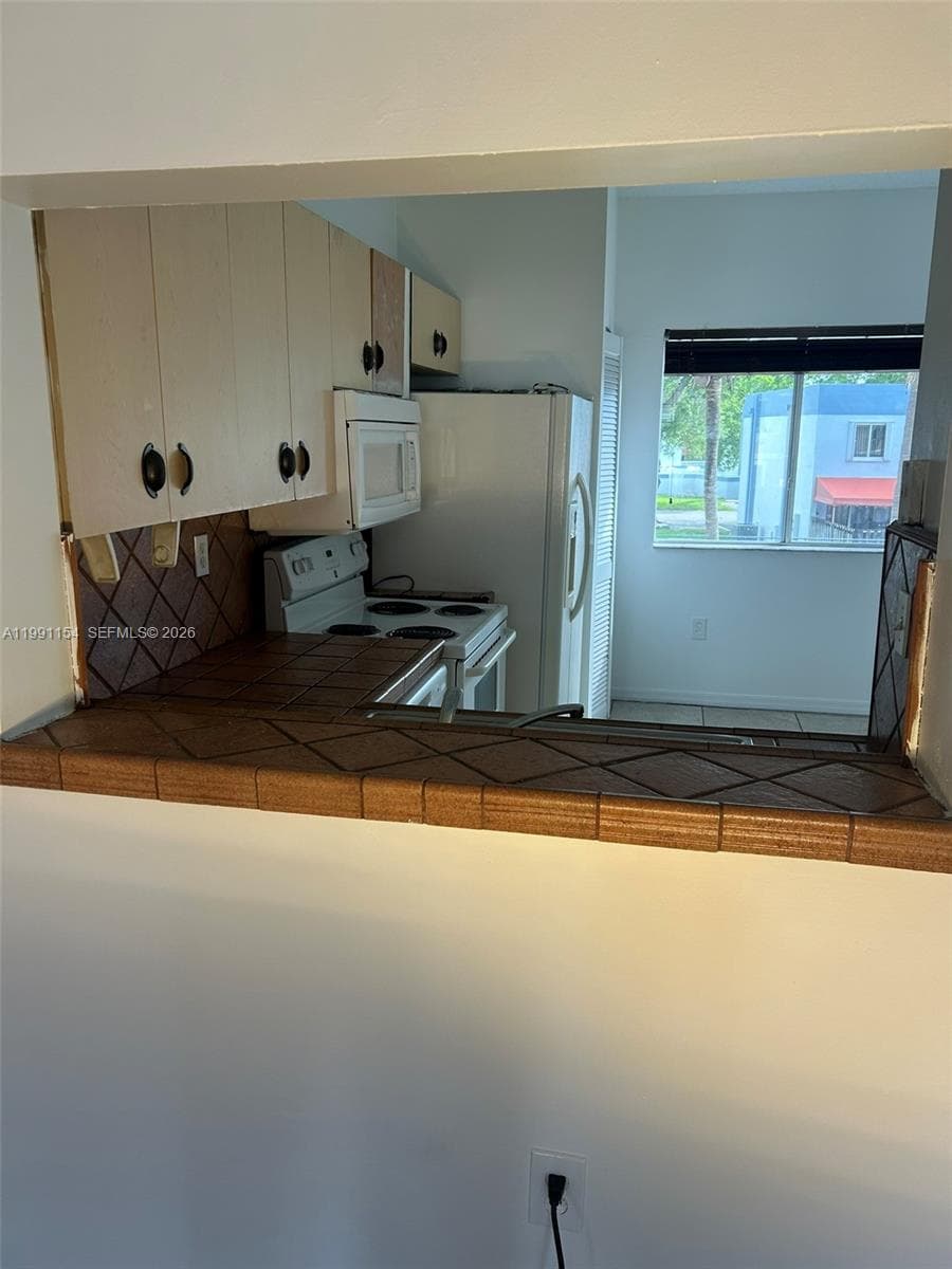 6425 SW 130th Pl # 704, Miami FL 33183 — 17