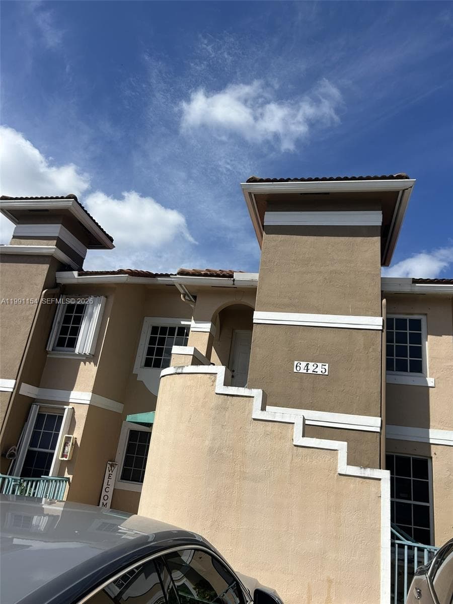 6425 SW 130th Pl # 704, Miami FL 33183 — 3