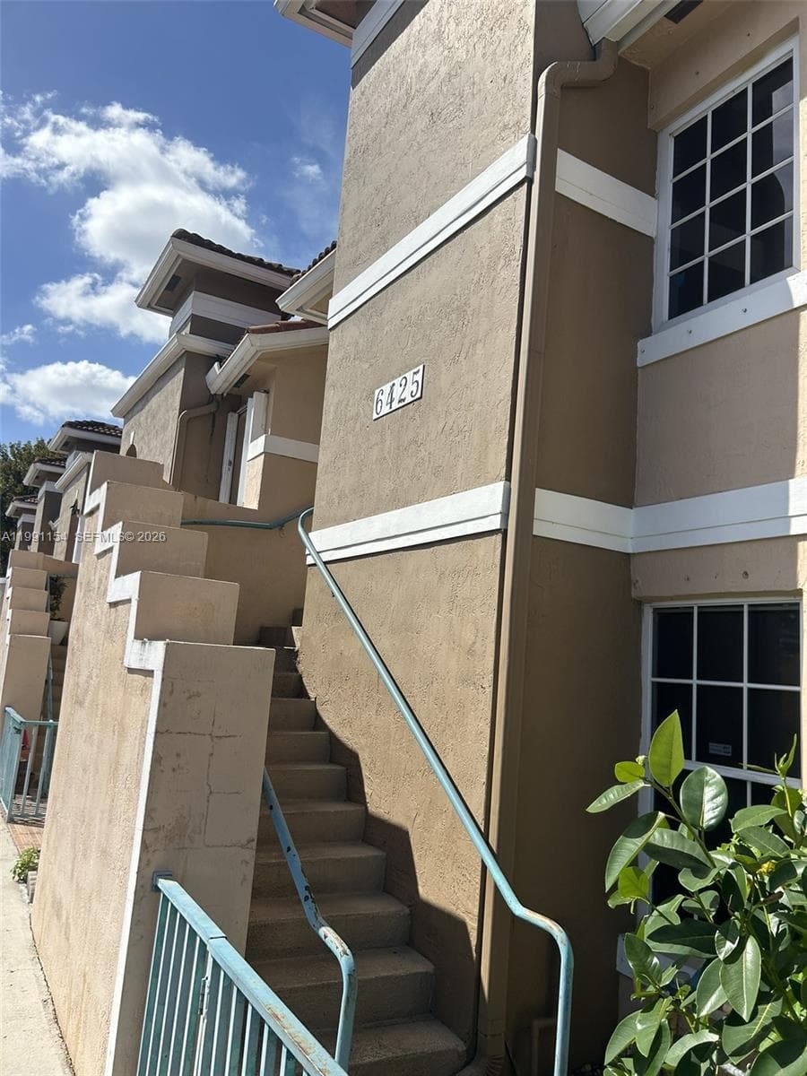 6425 SW 130th Pl # 704, Miami FL 33183 — 4