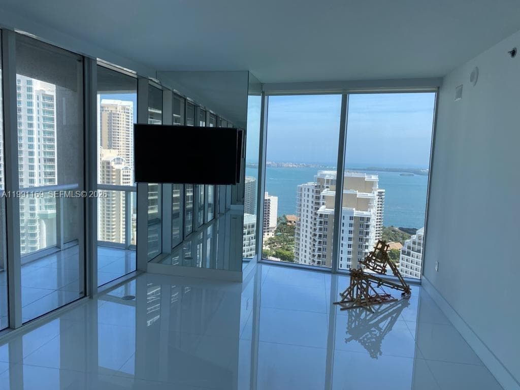 495 Brickell Ave # 2902, Miami FL 33131 — 3