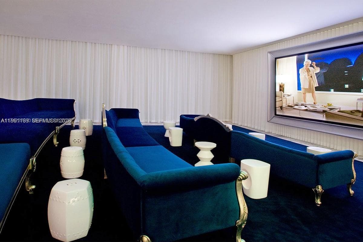 495 Brickell Ave # 2902, Miami FL 33131 — 25
