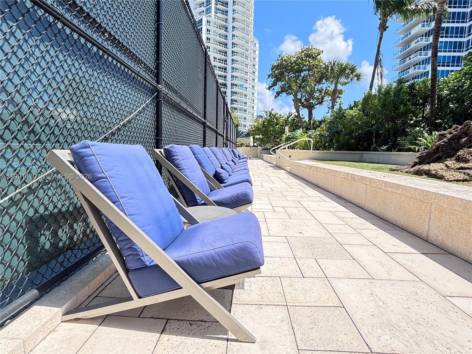 400 S Pointe Dr # 408, Miami Beach FL 33139 — 42