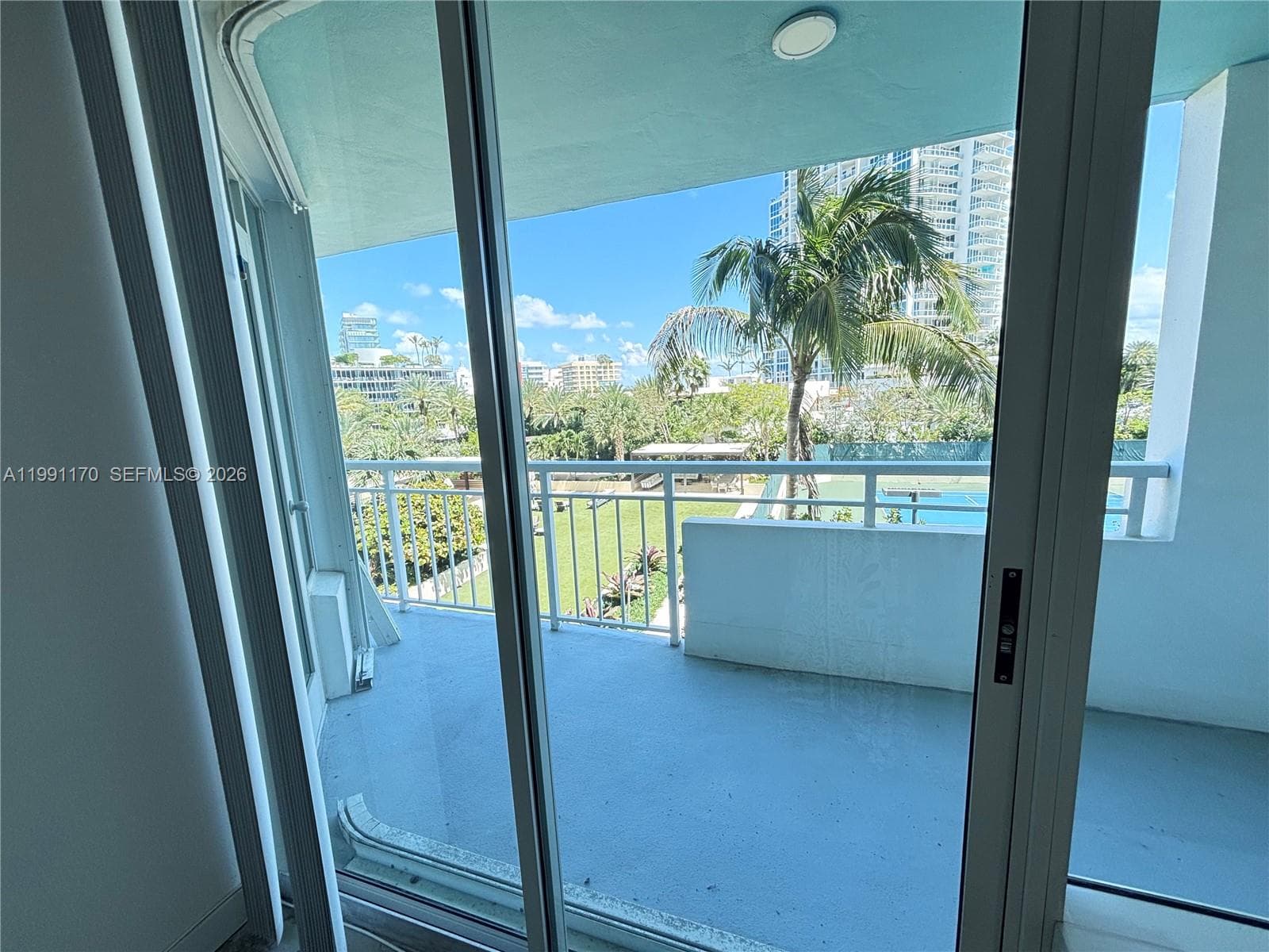 400 S Pointe Dr # 408, Miami Beach FL 33139 — 13