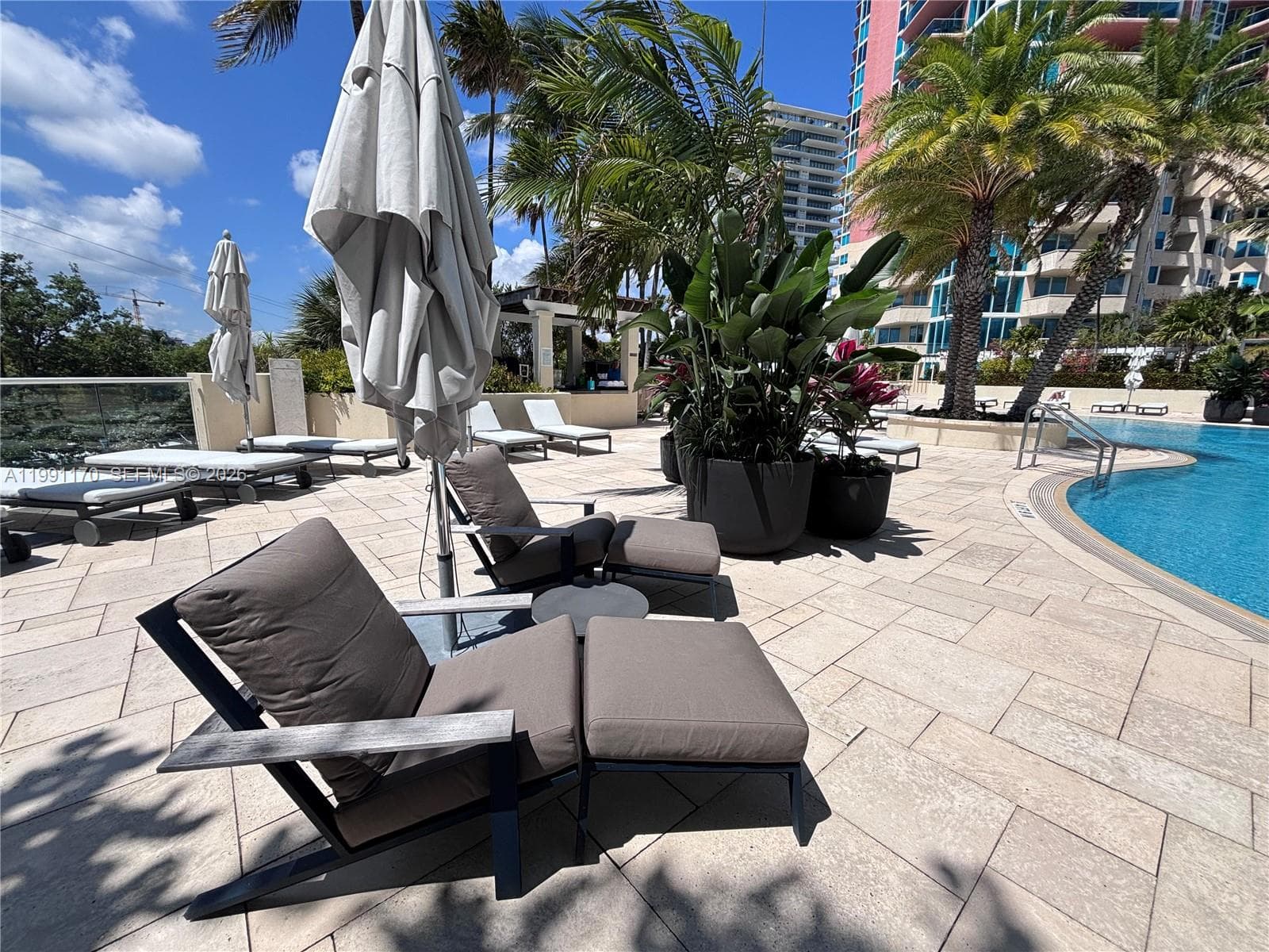 400 S Pointe Dr # 408, Miami Beach FL 33139 — 28