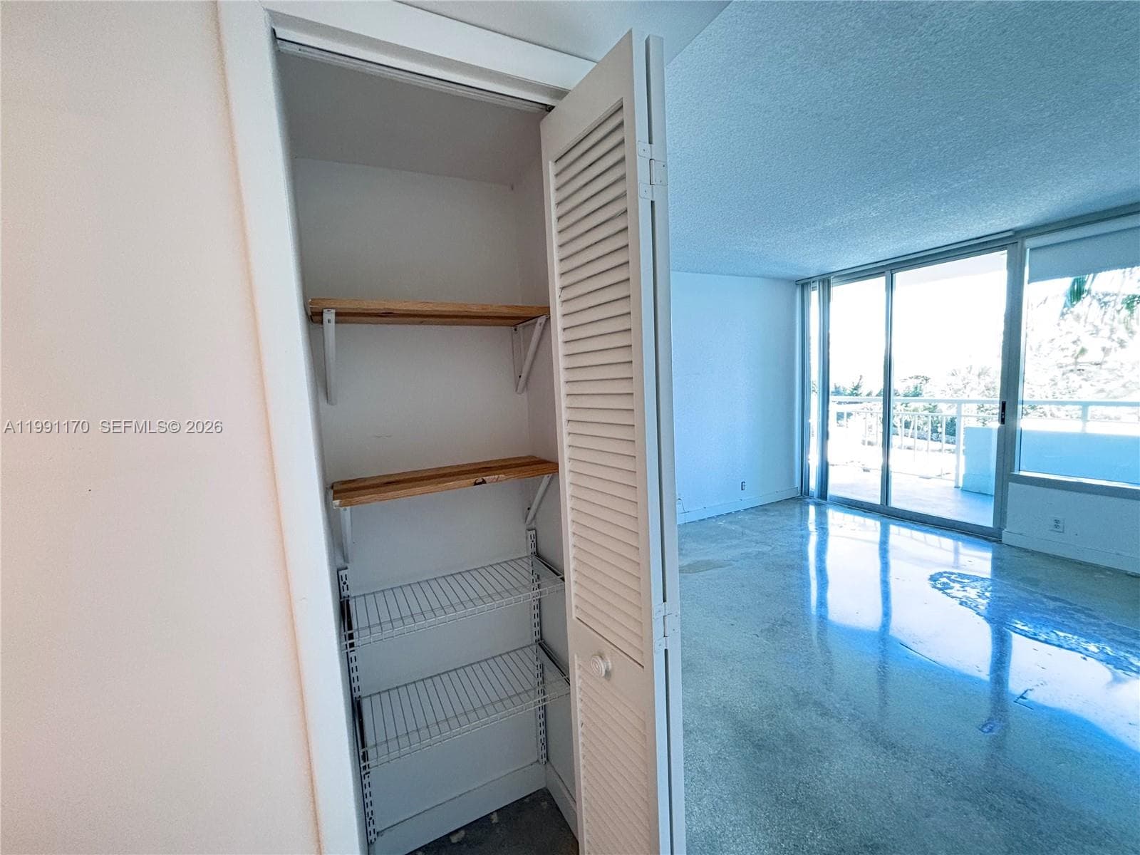 400 S Pointe Dr # 408, Miami Beach FL 33139 — 9