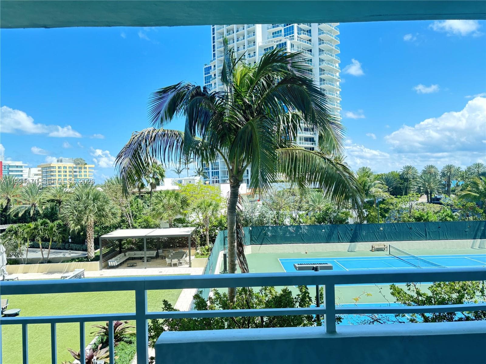 400 S Pointe Dr # 408, Miami Beach FL 33139 — 14