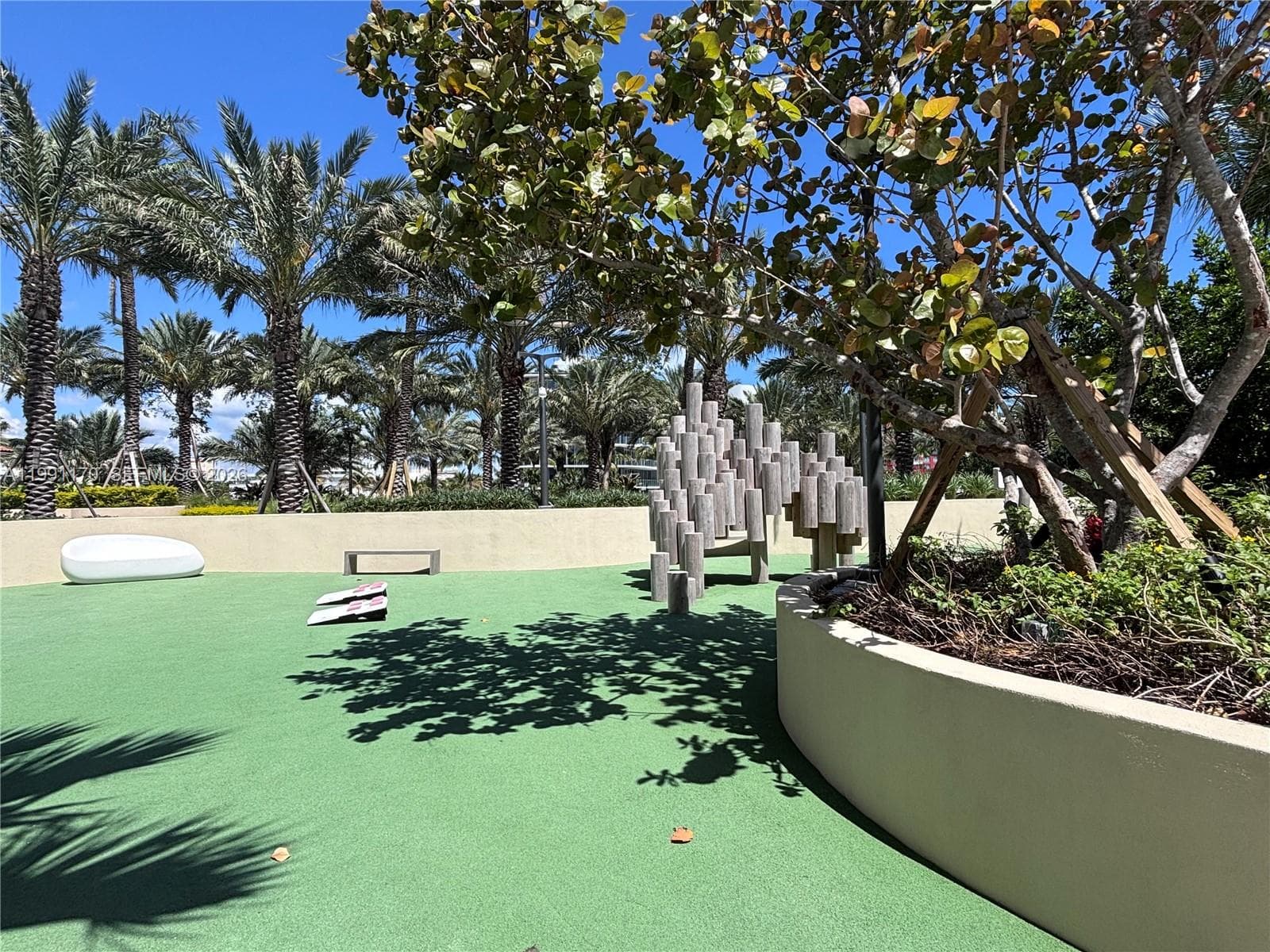400 S Pointe Dr # 408, Miami Beach FL 33139 — 41