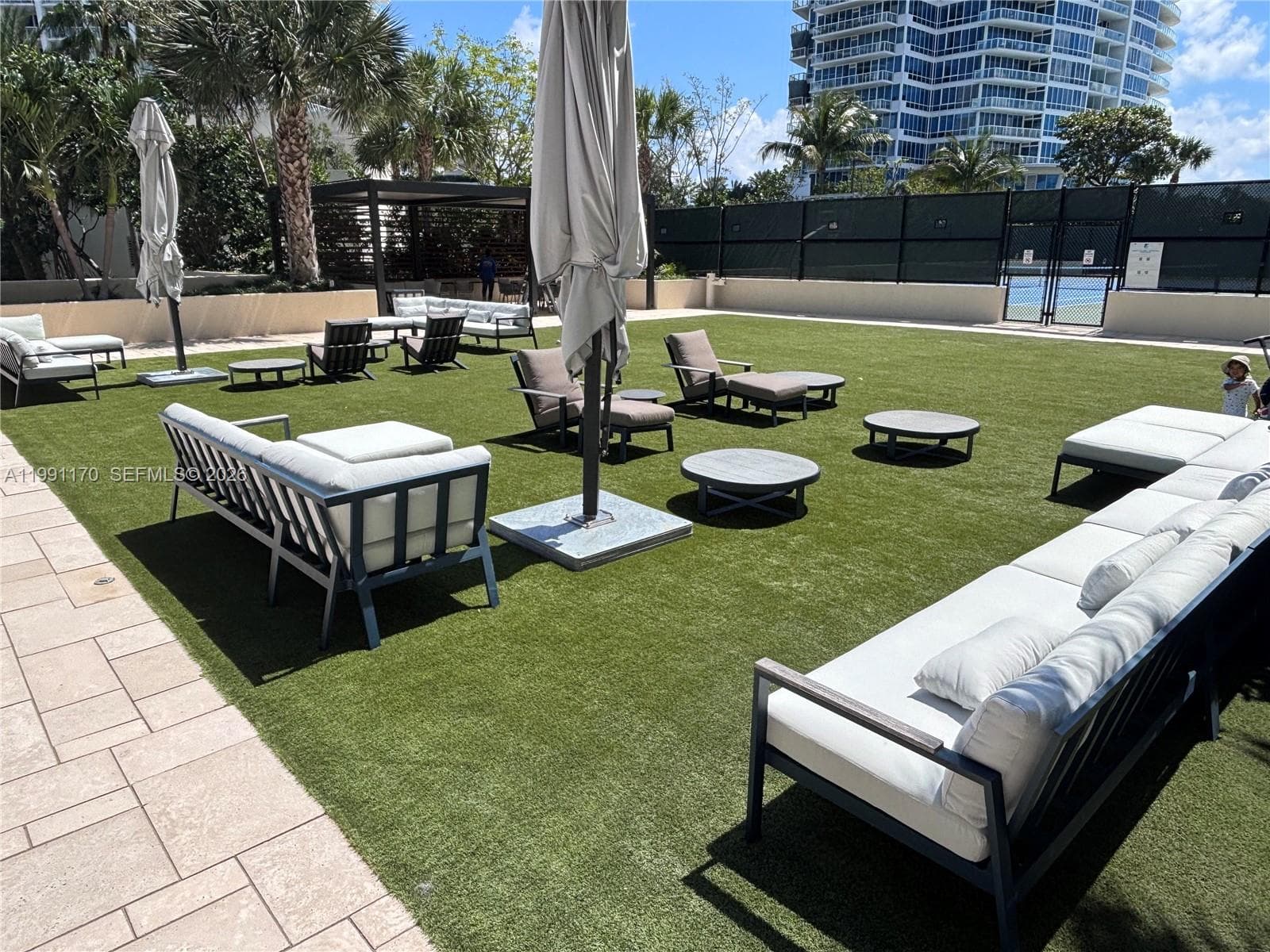 400 S Pointe Dr # 408, Miami Beach FL 33139 — 39