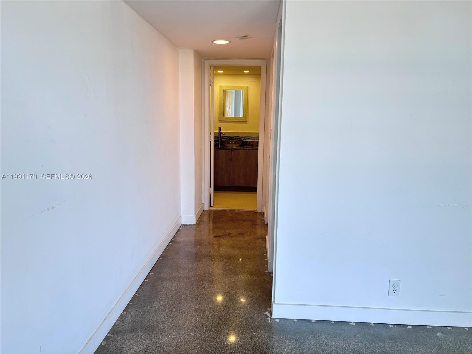 400 S Pointe Dr # 408, Miami Beach FL 33139 — 8