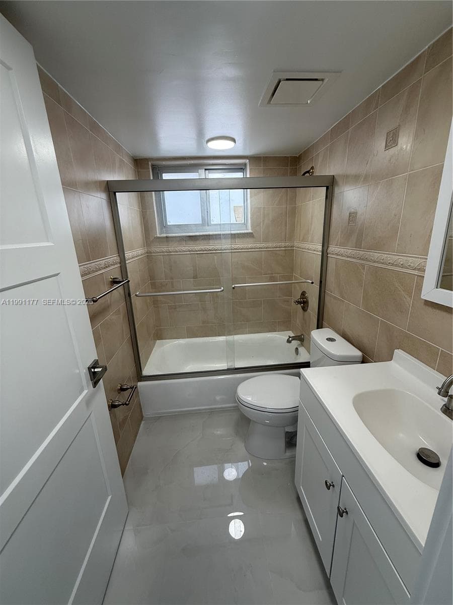 9915 W Okeechobee Rd # 201, Hialeah Gardens FL 33016 — 6