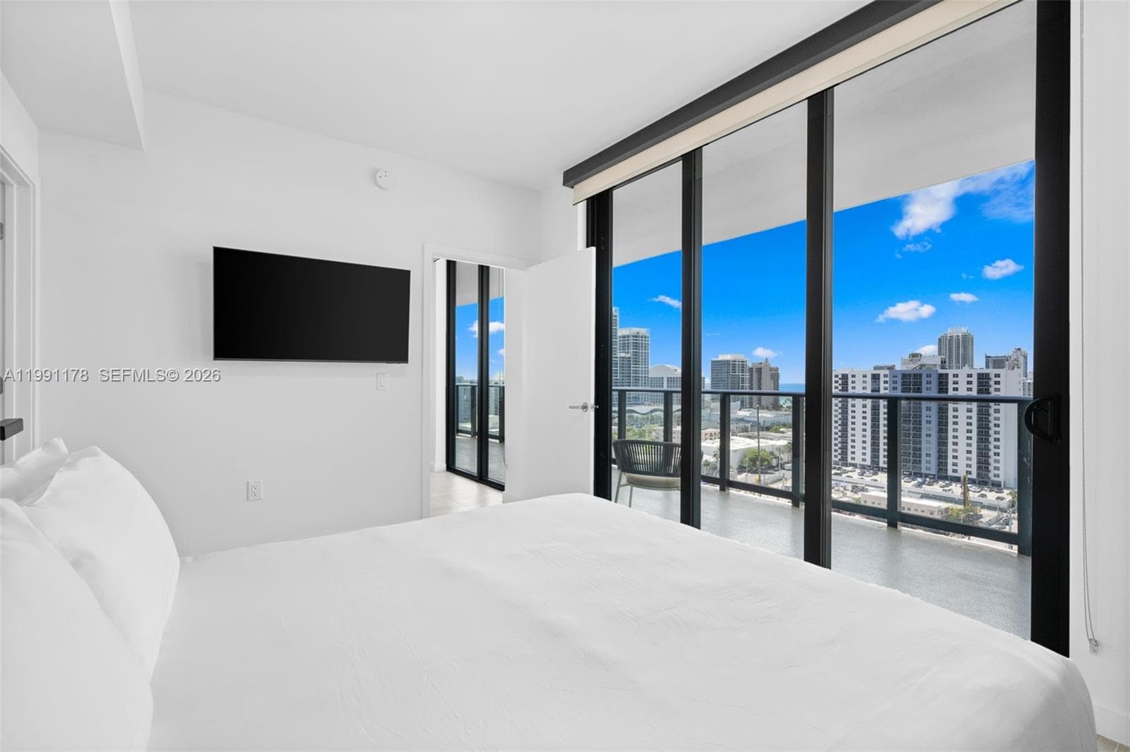 580 72nd St # 1402, Miami Beach FL 33141 — 20