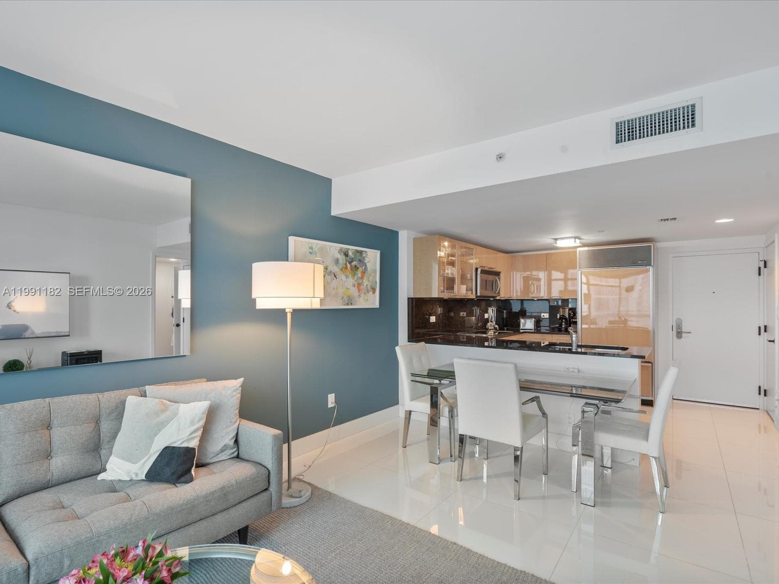 6801 Collins Ave # 1208, Miami Beach FL 33141 — 10