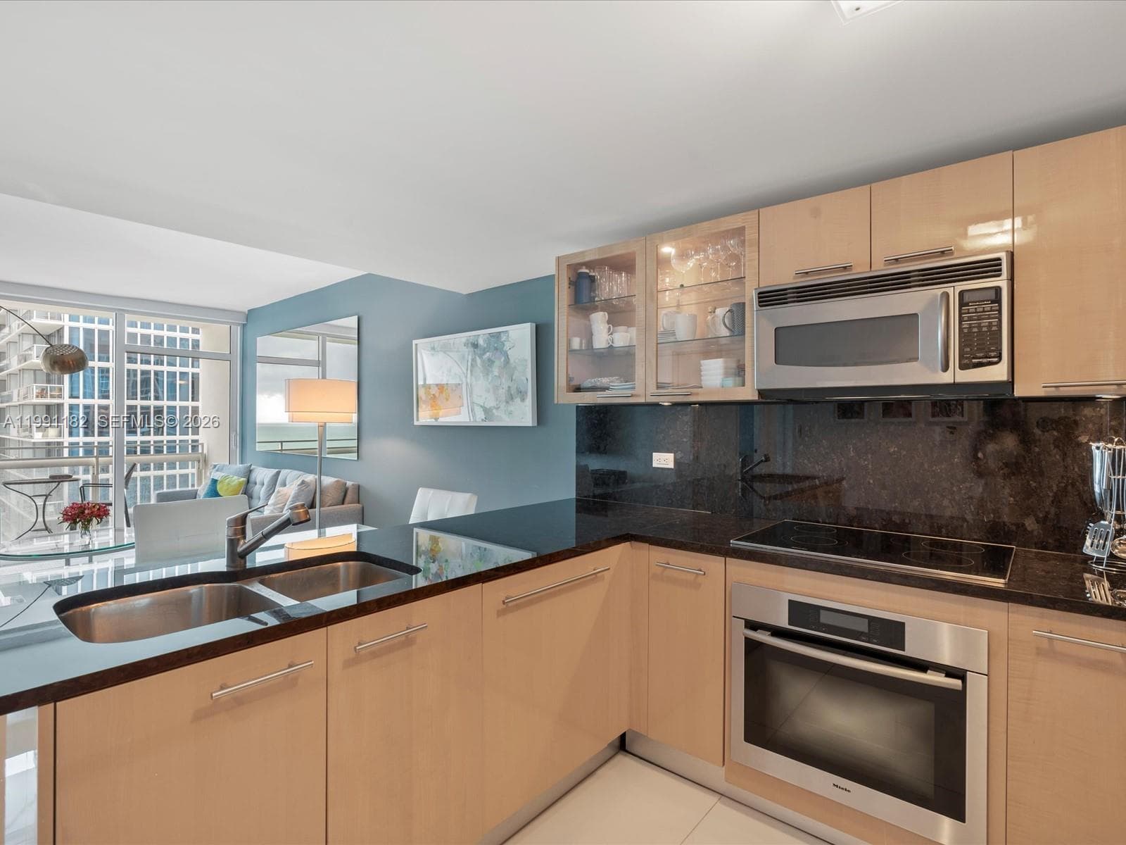 6801 Collins Ave # 1208, Miami Beach FL 33141 — 14