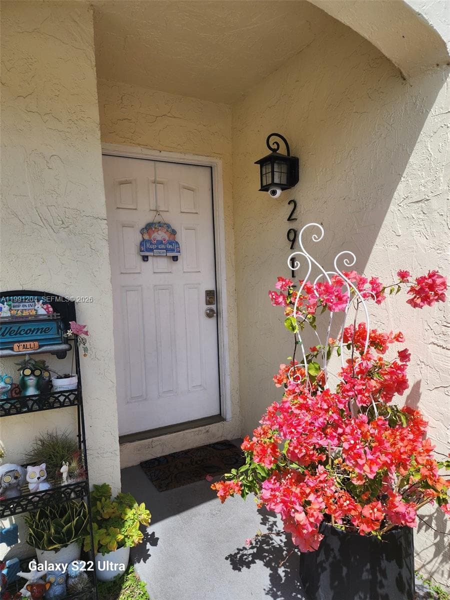 2915 San Remo Cir, Homestead FL 33035 — 1