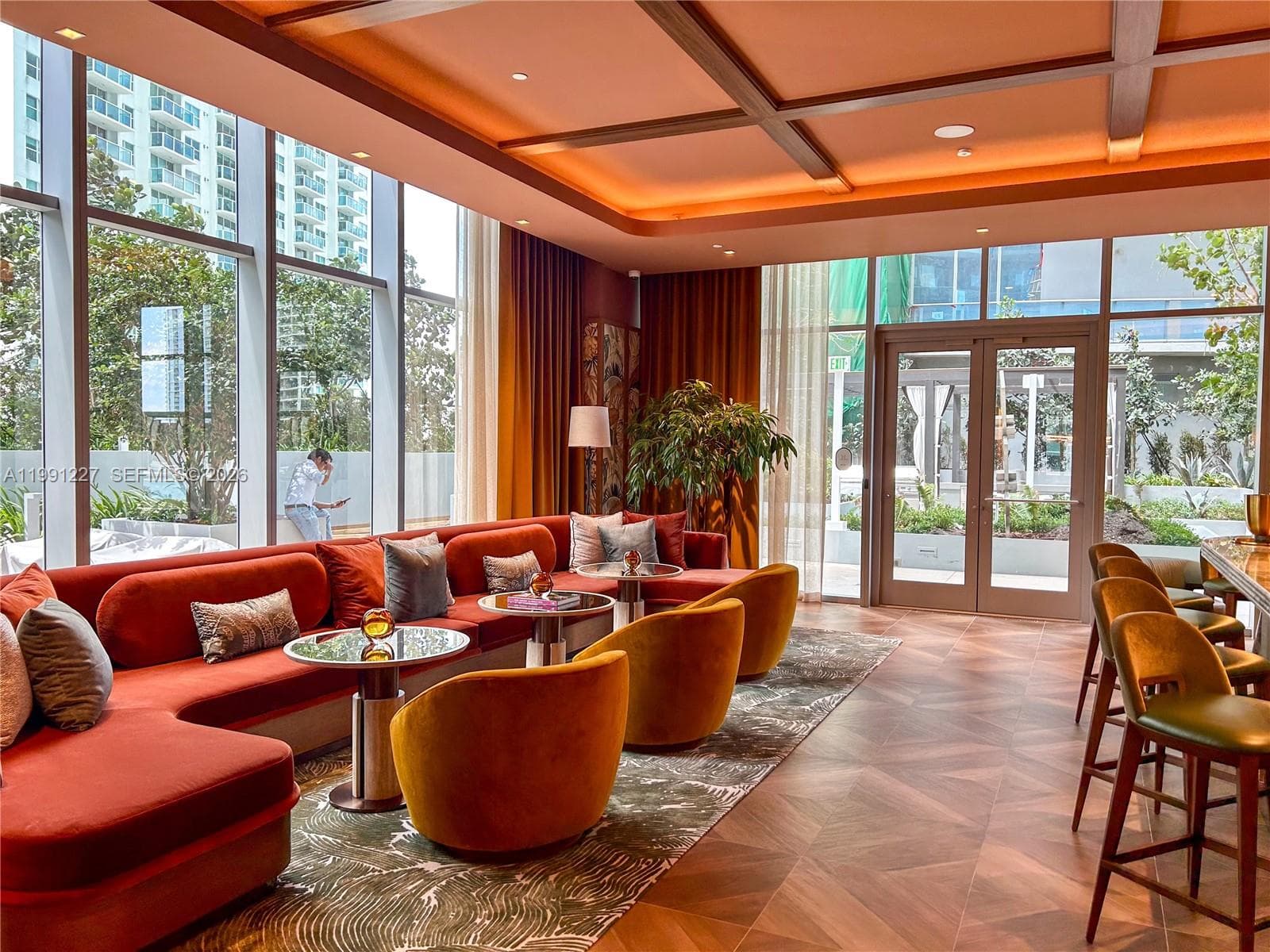 77 SE 5TH ST. # 3614, Miami FL 33131 — 27