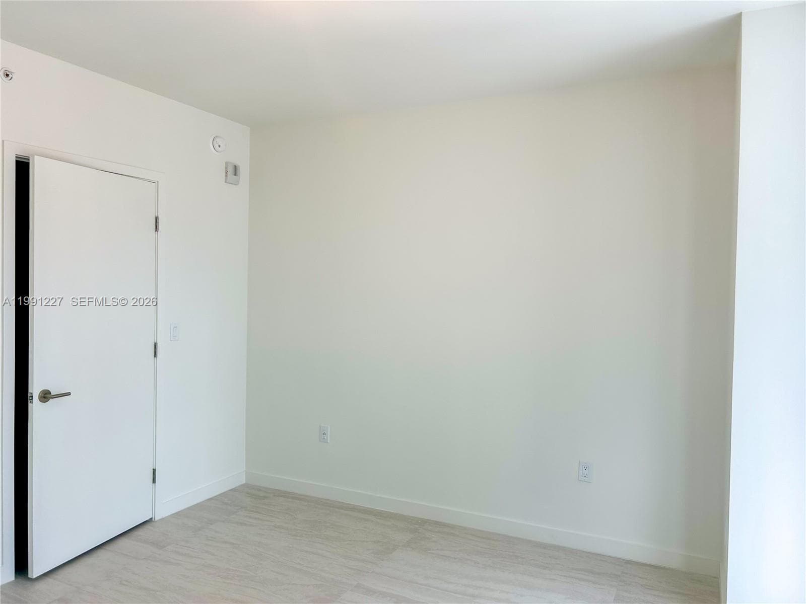 77 SE 5TH ST. # 3614, Miami FL 33131 — 12