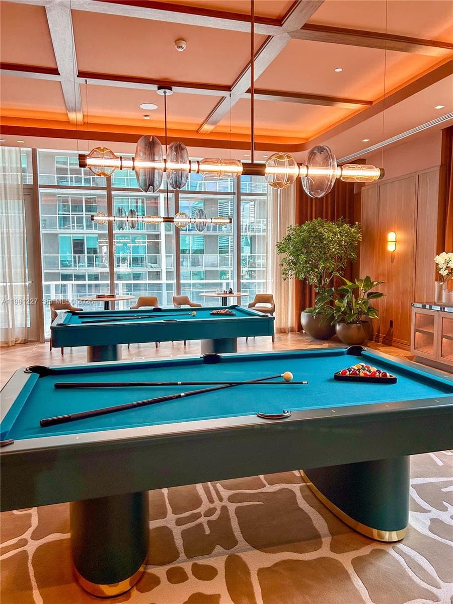 77 SE 5TH ST. # 3614, Miami FL 33131 — 26