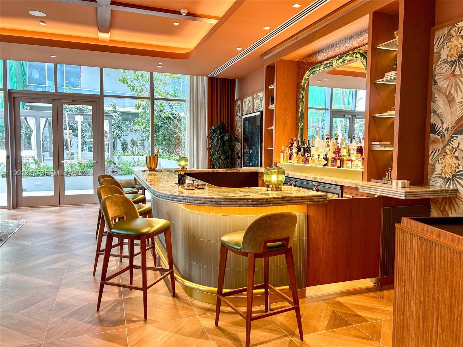 77 SE 5TH ST. # 3614, Miami FL 33131 — 28