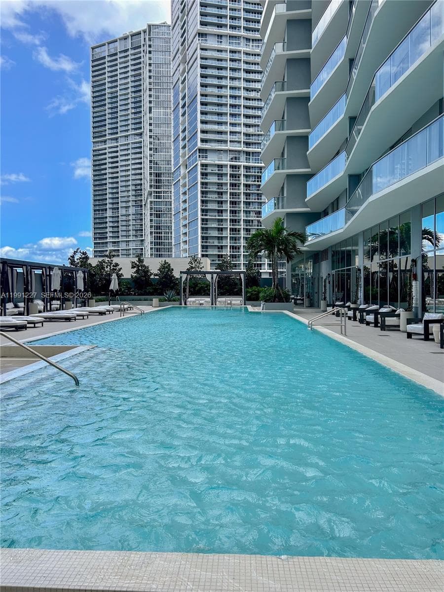 77 SE 5TH ST. # 3614, Miami FL 33131 — 30