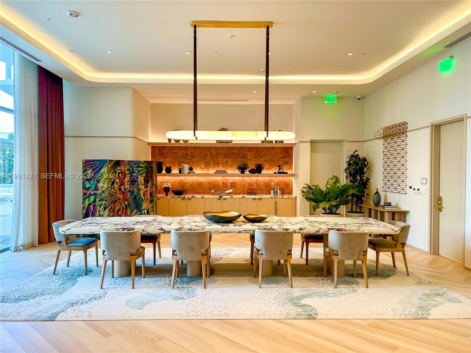 77 SE 5TH ST. # 3614, Miami FL 33131 — 40